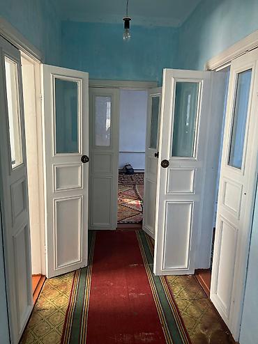 Продажа коттеджей и домов: Продается Дом!!! Иссык-куль г. Балыкчы 5 соток Большой дом,есть — 15