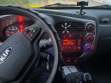 byd e1: Kia Bongo III — компактный грузовик с открытой платформой. Основные — 4