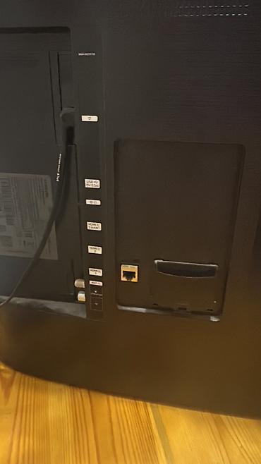 Televizorlar: İşlənmiş Televizor Samsung LED ekran 43" 4K (3840x2160), Ünvandan götürmə — 3