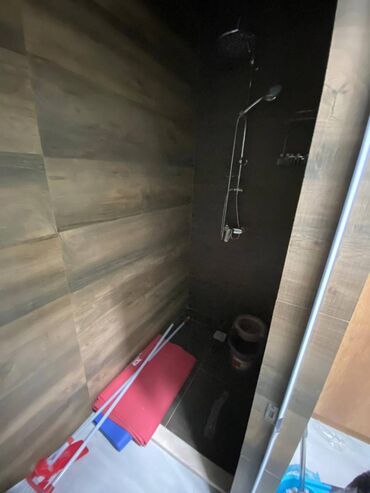 Digər kommersiya daşınmaz əmlakı: İnşaatçilar metrosuna yaxin qələbə dairəsinə yaxin 250 kv sahəsi — 7