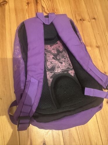 Rukzaklar: Her biri 10 azn az işlenmiş çantalar yalniz almaq isteyenler yazsin ! — 4