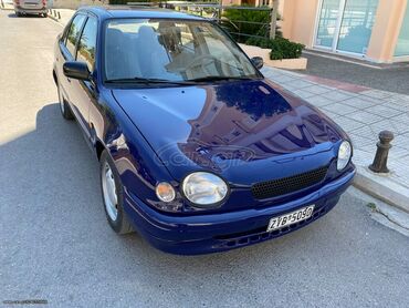 Toyota: Toyota Corolla: 1.3 l. | 2000 έ. Sedan — 3