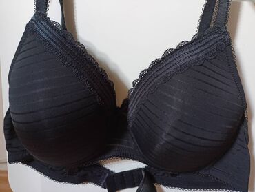Bras, bralettes: Cups without wiring, color - Black