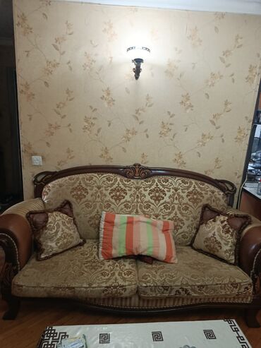 Otaqların satışı: Hər kəsə salam 5 mərtəbənin 4 cü mərtəbəsində 3 otaqlı hər şəraiti — 8