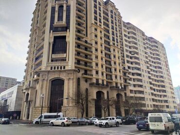 Digər kommersiya daşınmaz əmlakı: Nəsimi bazarın yaxılığında,sahəsi 120 kv/m olan,obyekt — 8