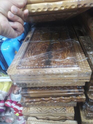 Şahmatlar: 1 ci şəkildəki nərd 25azn Şahmat və şaşki lövhəsi var Milli Faner — 14