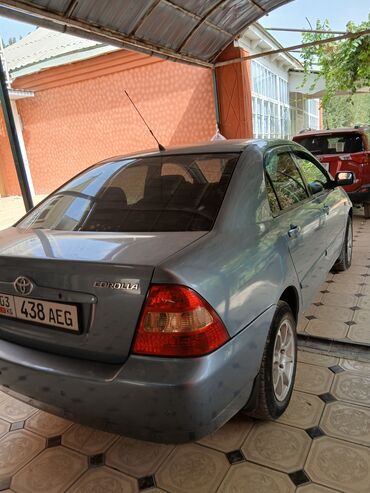 Toyota: Toyota Corolla: 2004 г., Седан