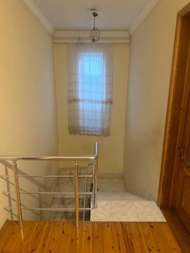 Həyət evləri və villaların satışı: Binəqədi qəs. 5 otaqlı, 180 kv. m, Orta təmir — 13