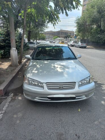 бу рейлинги: Toyota Camry: 1999 г., 2.5 л, Газ, Седан