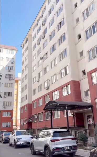 продаю пункт замены масла: 2 комнаты, 67 м², 106 серия улучшенная, 7 этаж, Косметический ремонт