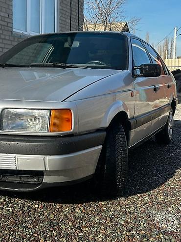 Volkswagen: Volkswagen Passat: 1991 г., Механика, Бензин, Седан — 2