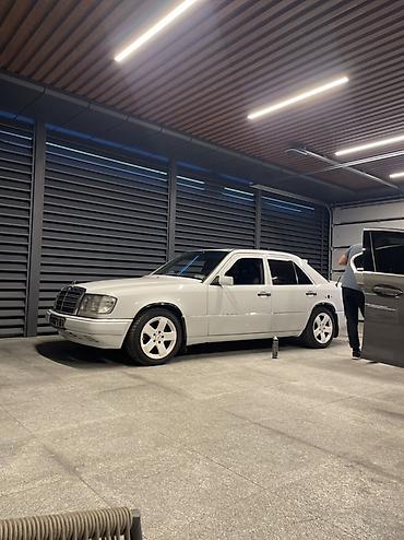 e klass: Mercedes-Benz W124: 1990 г., 2.3 л, Механика, Бензин, Седан — 3