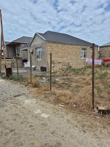 zaqatalada satilan evlerin qiymeti: 4 otaqlı, 110 kv. m, Yeni təmirli
