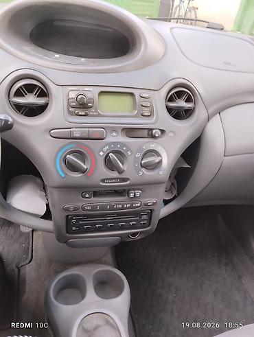 фара ярис: Toyota Yaris: 2000 г., Бензин, Хэтчбэк — 7