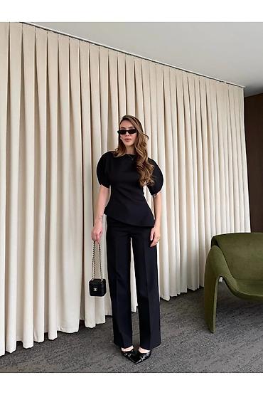 Kompleti: 2800💋
Li — 7