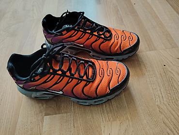 Nike Air Max Plus (TN) patike – narandžasto‑ljubičasti gradijent - na lalafo.rs Nike Air Max Plus (TN) patike – narandžasto‑ljubičasti gradijent -