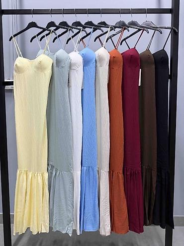 stud sprej lilly: Duga letnja haljina na bretele
2500 din
S M L — 4
