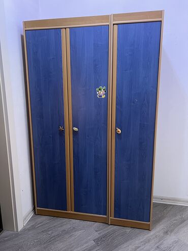 Uşaq və gənc otağı üçün dəstlər: Oğlan və qız üçün, İşlənmiş, Təknəfərlik çarpayı, Yazı masası, Dolab