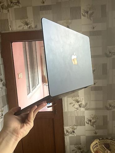 usb: Apple MacBook Air (M4) – Midnight rəng Şəxsi istifadədə olub. Demək — 5