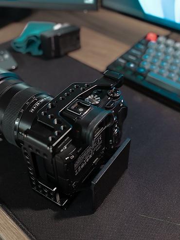 Фотоаппараты: Продается аппарат с комплектом Sony a7 III Sony 25-105 EF/4 G OSS — 6