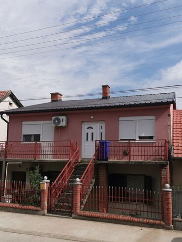 Prodaja stanova: 4 sobe, 100 kv. m, 1 sprat — 6