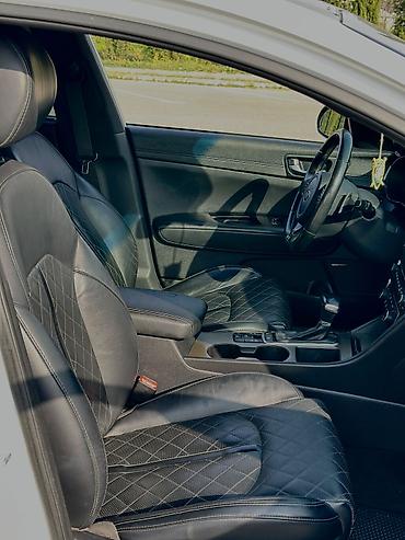 renaut 19: Kia Optima: 2 l | Sedan — 8