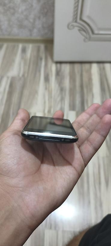 kilo ilə kabab: IPhone 3G, Qara — 3