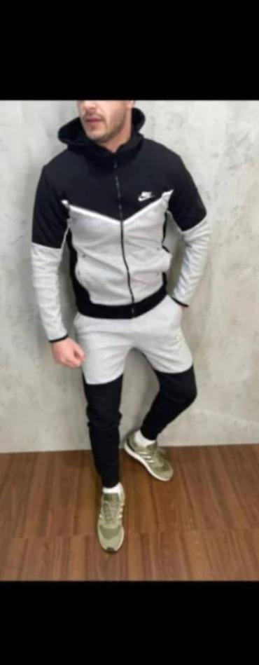 bogner marka: Muške trenerke S,M,L,XL,XXL veličine za samo 4400 din
pb — 4