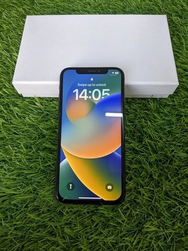 Apple iPhone: IPhone X, 64 ГБ, 73 %