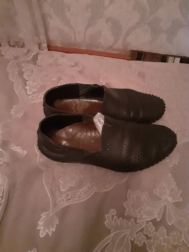 Botinkalar: Kişi ayaqqabıları dəsti 4cutdu razmerler 40 hamisi bir yerde satilir — 6