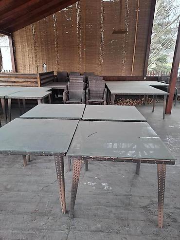 Оборудование для ресторанов, кафе: Restoran/kafe avadanlıqları və mebel komplekti Tərkib: - Zal mebeli — 5