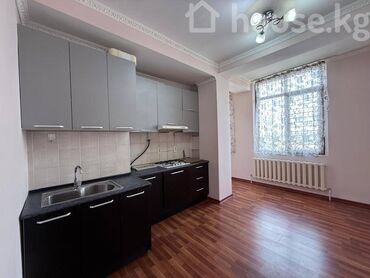 эмаком квартира: 3 комнаты, 95 м², Элитка, 10 этаж, Косметический ремонт