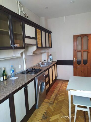 Uzunmüddətli kirayə mənzillər: Binəqədi rayonu,Yeganə şadlıq sarayının arxası,Xutorda,7-ci mərtəbənin — 4