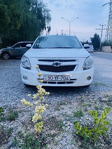 mini cooper kreditle: Chevrolet Cobalt: 1.5 l | 2024 il Sedan — 4