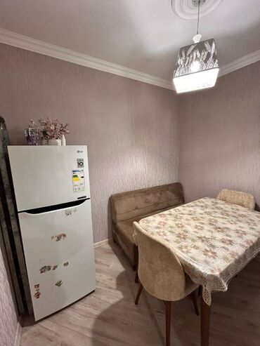 Uzunmüddətli kirayə mənzillər: Nizami rayonu,Xalqlar Dostluğu metrosundan piyada 5 dəqiqəlik — 6