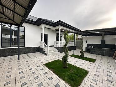 Продажа коттеджей и домов: 🏡 **Продаётся новый дом в Бишкеке!** 📍 Бишкек, Новопавловка 🛏️ 5 — 4