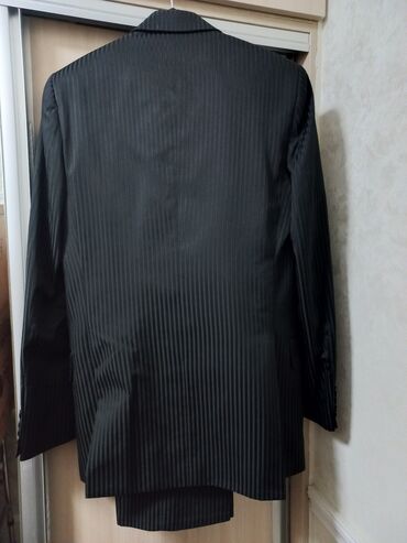 чёрный костюм: Костюм M (EU 38), цвет - Черный