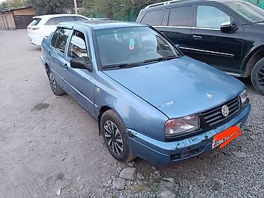 фольксваген вента: Volkswagen Vento: 1994 г., 1.8 л, Механика, Бензин, Седан — 8