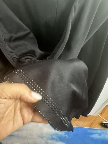 Dəstlər, kostyumlar: Qadın geyim dəsti -geyimlerin her biri 5 manatdl cox yaxsl — 12