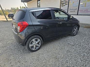 линолеум на спринтер: Chevrolet Spark: 2019 г., Механика, Бензин, Хэтчбэк — 5