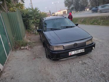 авто разбор бмв: Volkswagen Passat: 1989 г., 1.8 л, Бензин, Универсал