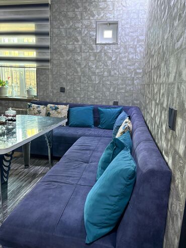 Mətbəx mebeli: Köçürük deyə satılır. Divan üstündə verilir (4 m). Havalandırma, 4 göz — 9