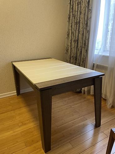 Masa və oturacaq dəstləri: Qonaq otağı üçün, İşlənmiş, Açılan, 6 stul — 9