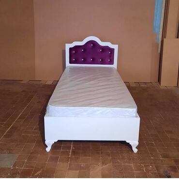 Sifarişlə çarpayılar: Ağ rəngli klassik tərzdə çarpayılar - Modellər: tək çarpayı və iki — 12