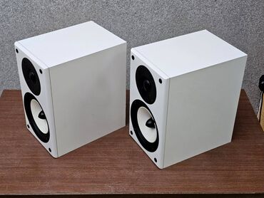 Zvučnici i stereo sistemi: Kompaktne dvosistemske bookshelf zvučničke kutije u beloj završnoj — 6