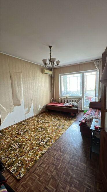 срочно продам 1 комнатную квартиру рядом джал бишкек: 1 бөлмө, 42 кв. м, 106-серия, 3 кабат, Эски ремонт