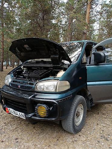 Mitsubishi: Mitsubishi Delica: 1995 г., 2.8 л, Автомат, Дизель, Минивэн — 4