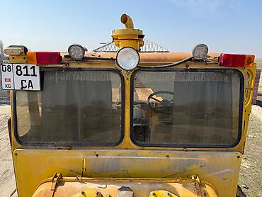 Тракторы Кировец: Трактор «Кировец» К-700А Год выпуска: 1982 Заводской номер: 8209205 — 7