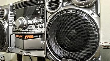 Audio: "JVC "Güclü Səs Effektinə malikdi. 2️⃣ Basovikli kalonkası var — 8