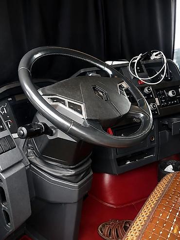 Qoşqular: Marka: Renault Model: T 440 Buraxılış ili: 2014 Ban növü: Dartıcı — 7